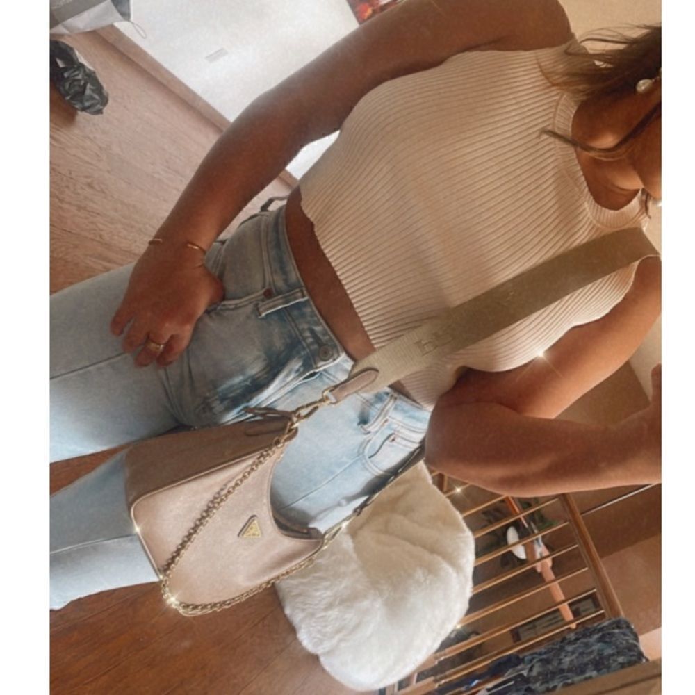 Cream ribbed crop top